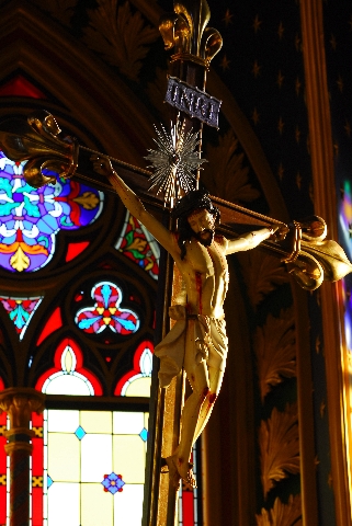 Corpus Christi, salva me. Sanguis Christi, inebria me. Aqua lateris Christi, lava me. Amen.