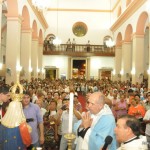 Monsenhor Lino Rodrigues Duarte coroa imagem de Nossa Senhora da Apresentação na cidade de Escada - PE