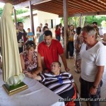 No lar Pequeno menino Jesus